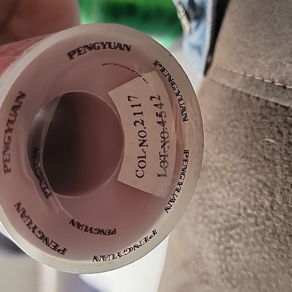 ROBINSON &ANTON embroidery threads set - Picture 8 of 11